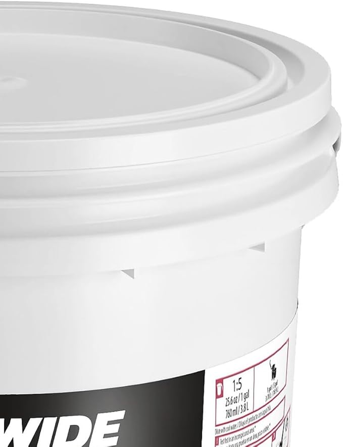 #82 Wax and Floor Stripper, 5 gal./18.9 L (CW820005-A)